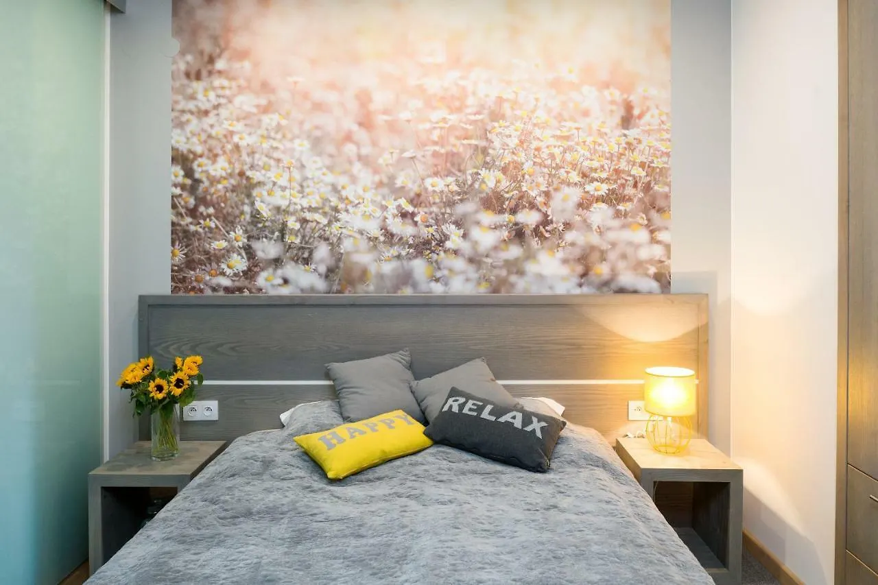 Sunflower Apartment Krakow Poland